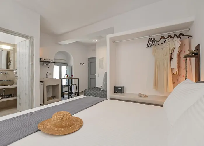 Venetian 2 * Naxos City