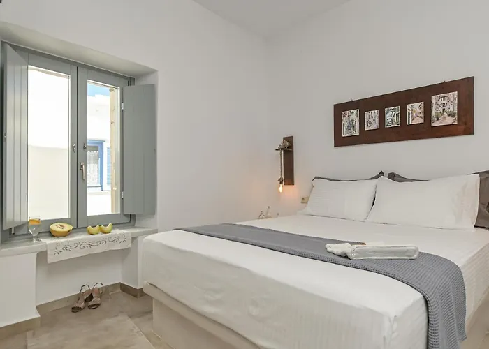 Venetian 2 Naxos City