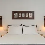 Venetian 2 * Naxos City