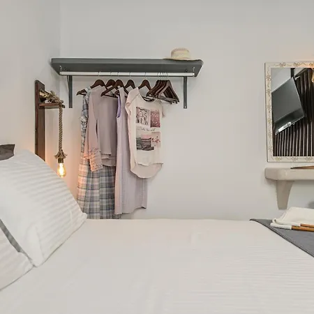 Venetian Ii Apartment Naxos City