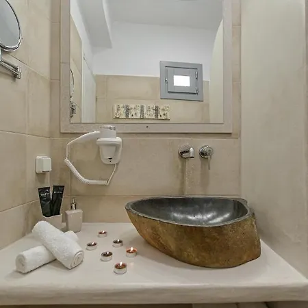 Venetian Ii Apartamento Naxos City