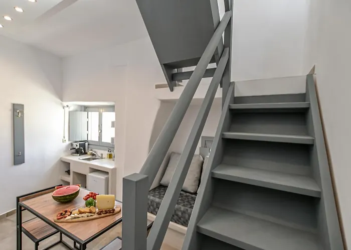 Venetian 2 Naxos City